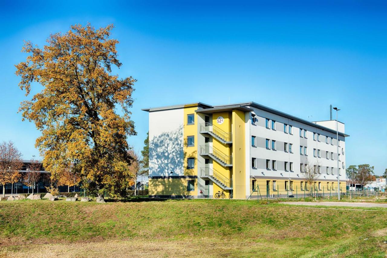 B&B Hotel Baden-Airpark Rheinmunster Bagian luar foto