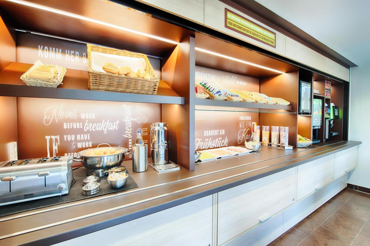 B&B Hotel Baden-Airpark Rheinmunster Bagian luar foto