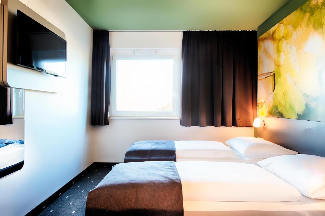 B&B Hotel Baden-Airpark Rheinmunster Bagian luar foto